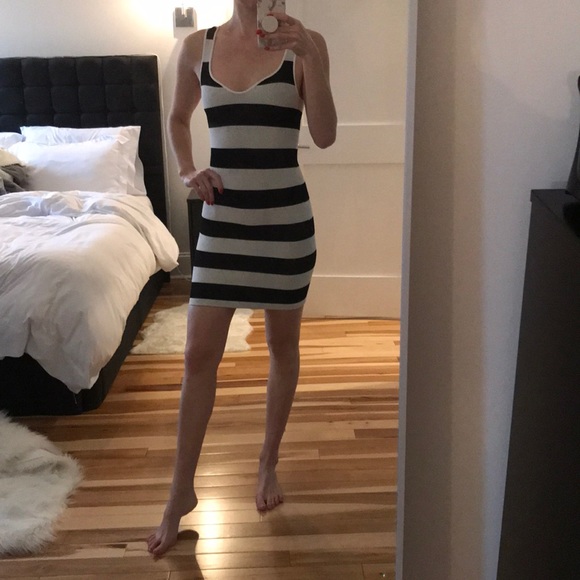 Hot bodycon dress! Perfect condition! - Picture 3 of 3